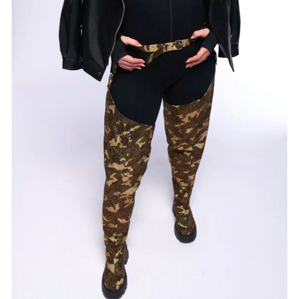 Callie Lives MIZ Azalea Wang PopOut Rhinestone Camo Chap Flat ThighHigh Boot 8.5 - Picture 5 of 8